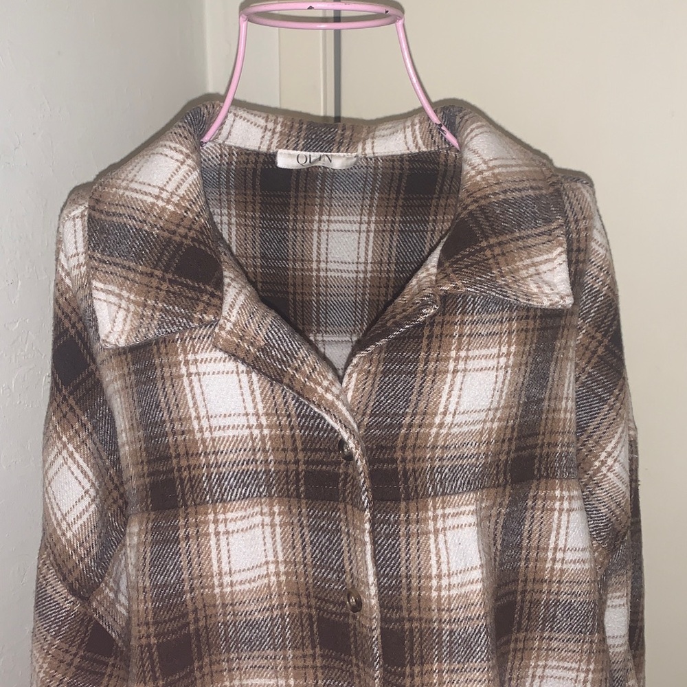 Like New Quin White Cream/Brown Plaid L/S Collared Fringe Shirt- Small - Picture 3 of 10